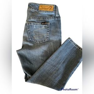 Seven7 Capri Jeans - Size 4